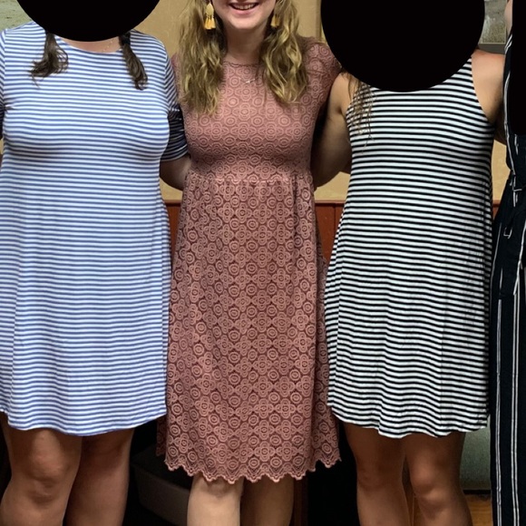 Dress - Picture 8 of 8